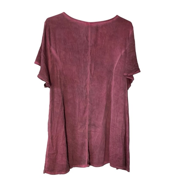 Torrid Red Fitted Flutter Sleeve Blouse - Picture 5 of 10